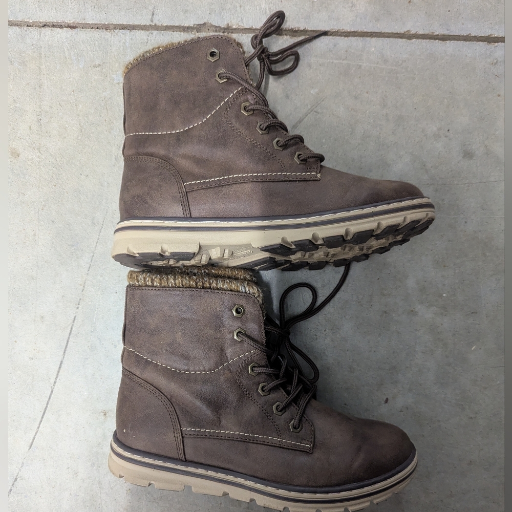 Women's Brown Lace-Up Casual Boot